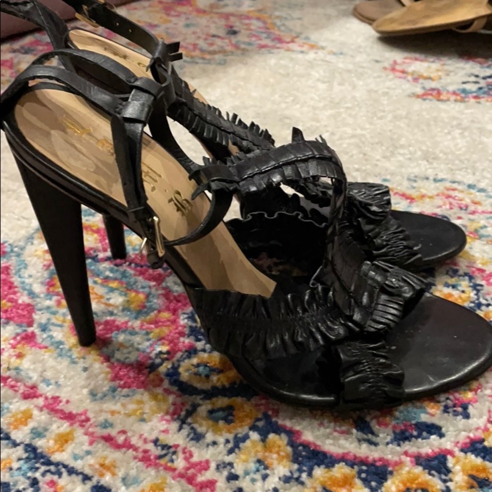L.A.M.B. 4inch black heels